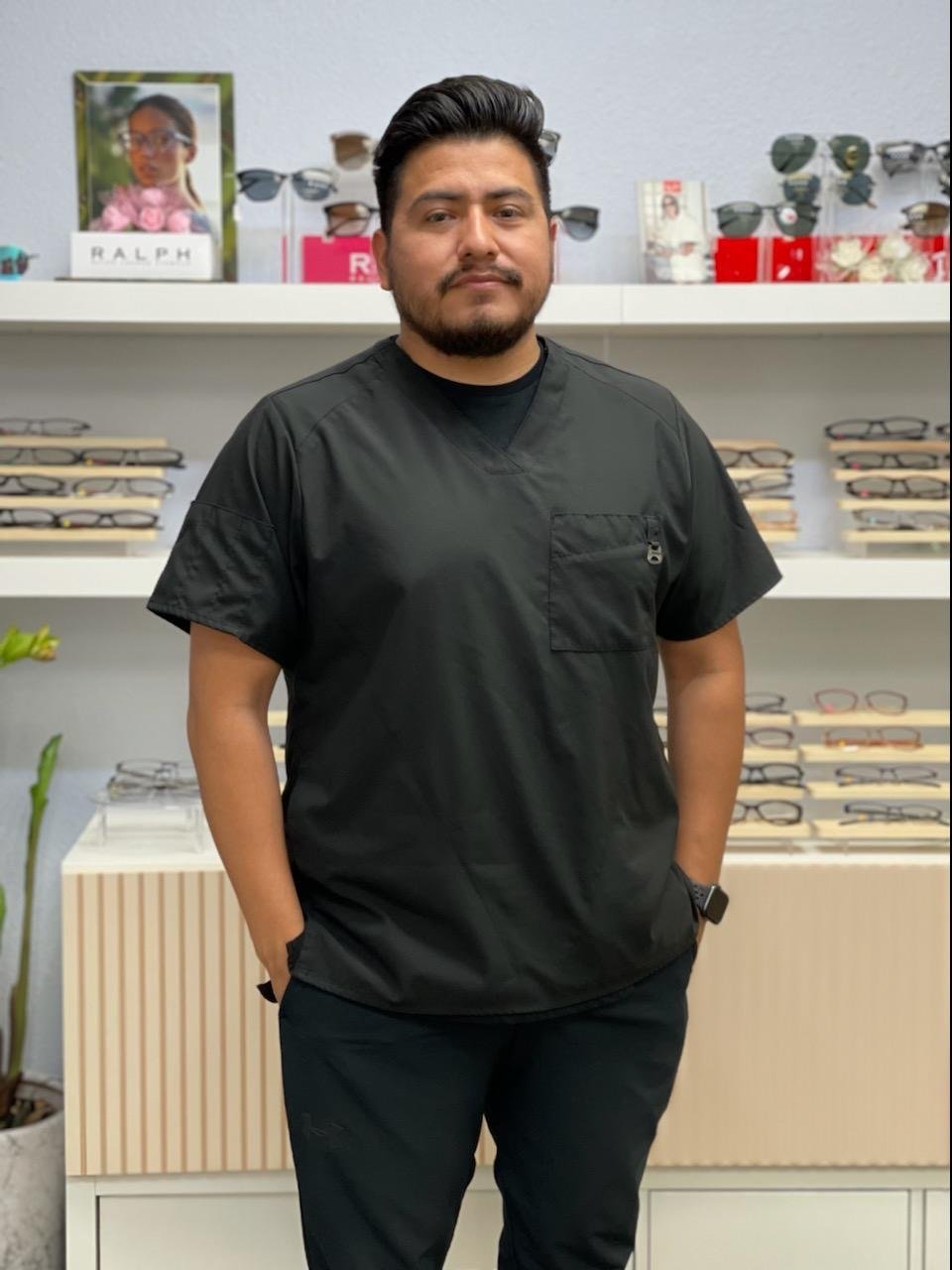 Freddy, lead optician at Luminous Optometry in Santa Ana